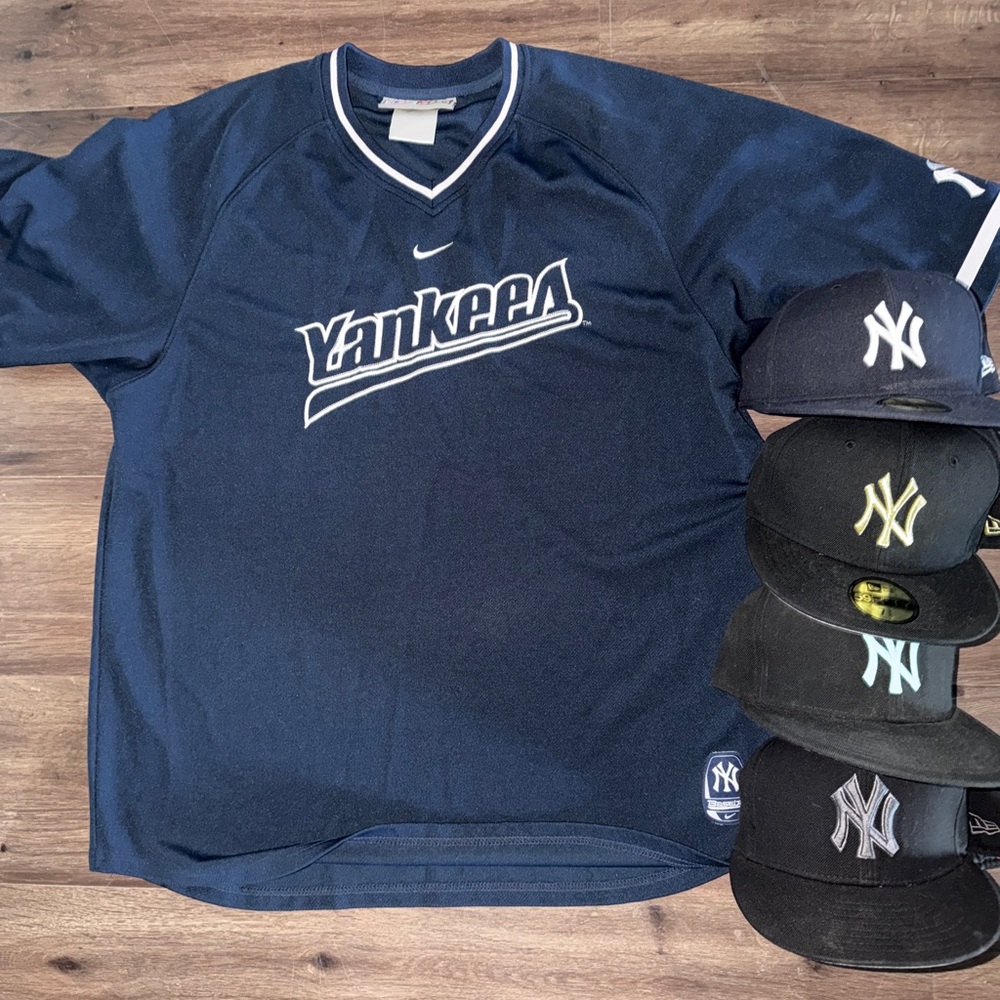 Nike Yankees Navy Blue V-Neck Jersey